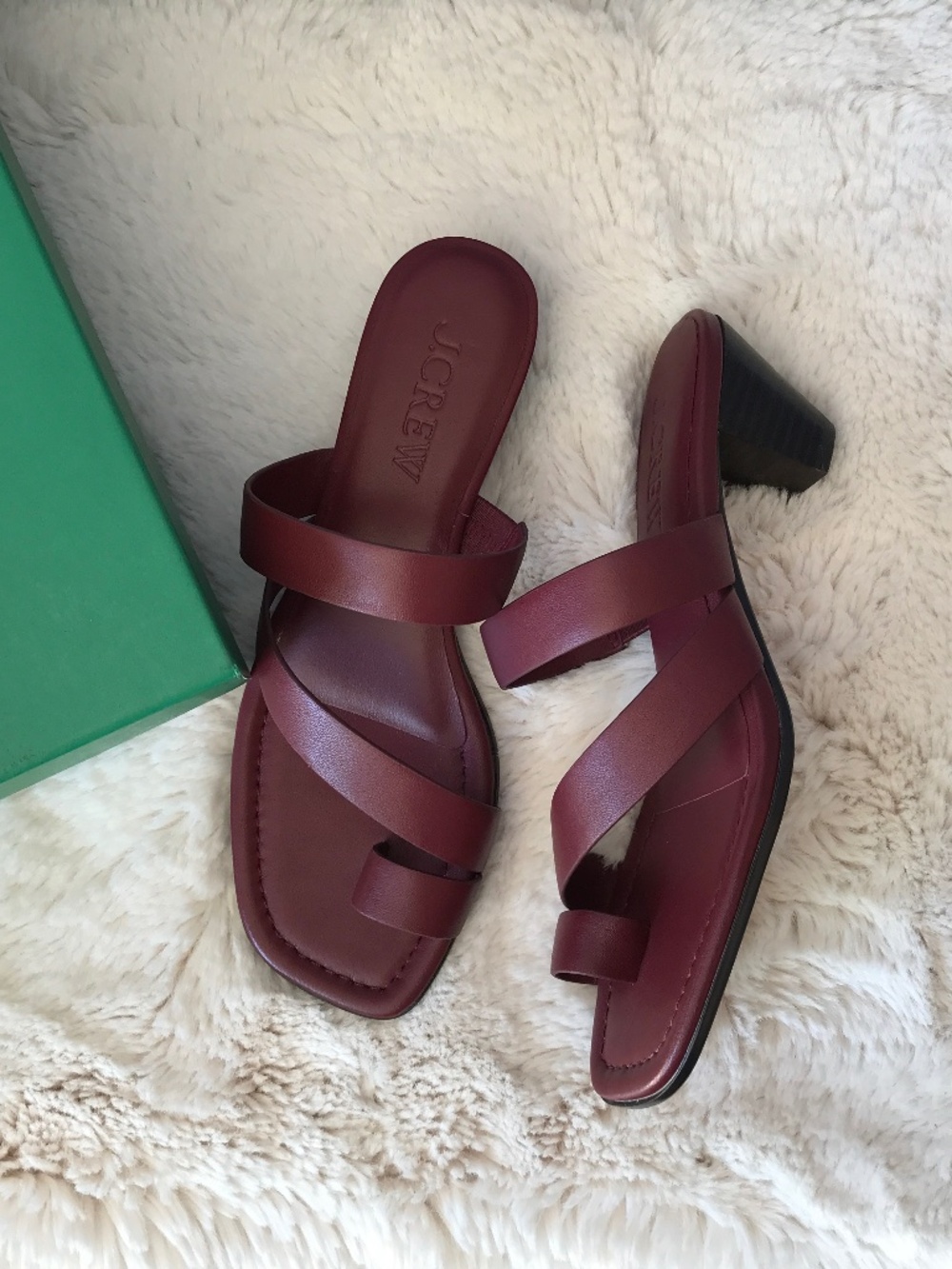 J Crew Red Toe Ring Sandals size 8